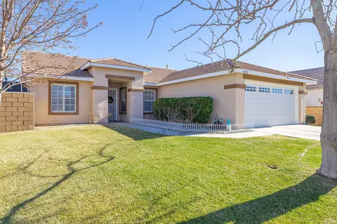 44110 Brandon Thomas Way, Lancaster, CA 93536
