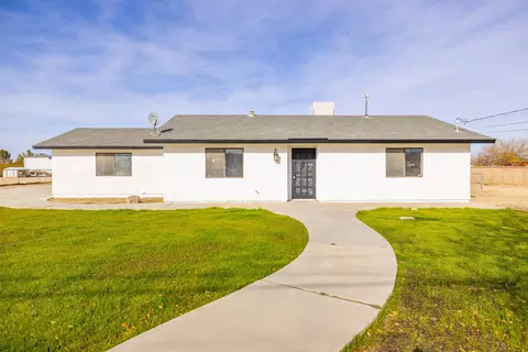 3323 Avenue H2 E, Lancaster, CA 93535