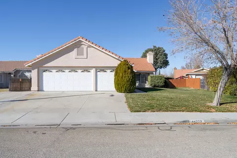 44223 Agave Cir, Lancaster, CA 93536