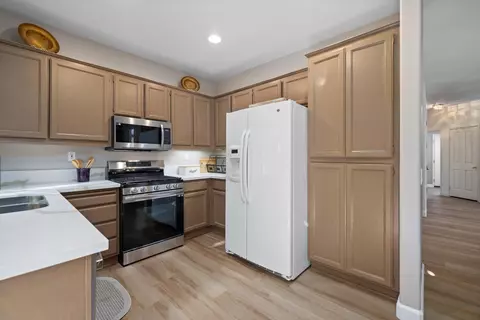 6652 Cowboy St, Simi Valley, CA 93063 photo 13