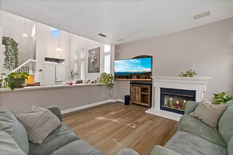 6652 Cowboy St, Simi Valley, CA 93063 photo 6