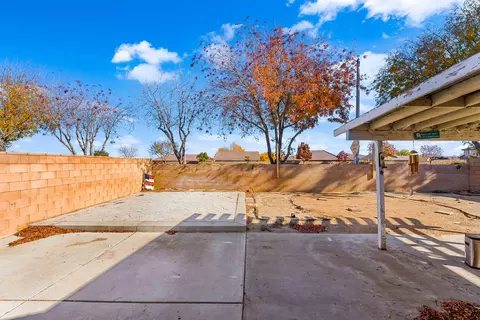 44746 Sarah Ln, Lancaster, CA 93535 photo 31