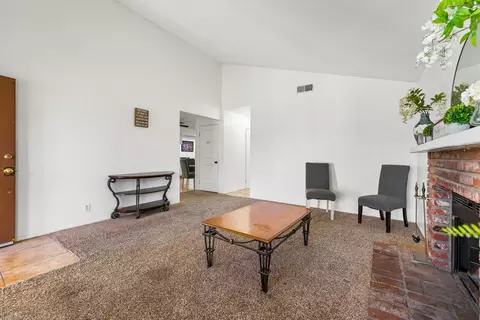 44746 Sarah Ln, Lancaster, CA 93535 photo 12