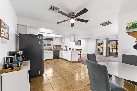 44746 Sarah Ln, Lancaster, CA 93535 photo 7