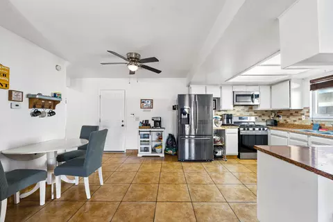44746 Sarah Ln, Lancaster, CA 93535 photo 13