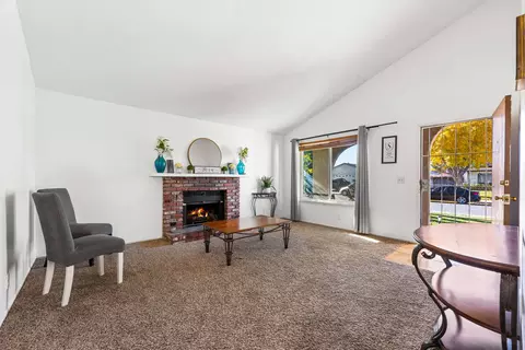 44746 Sarah Ln, Lancaster, CA 93535 photo 11