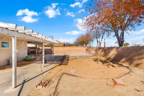 44746 Sarah Ln, Lancaster, CA 93535 photo 36