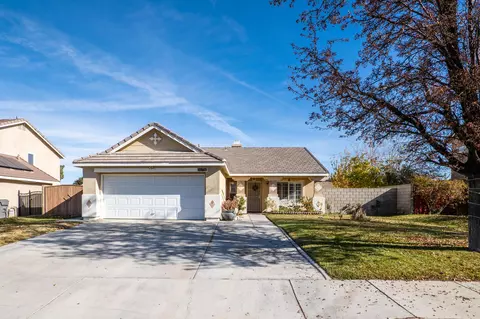 36756 Solvay St, Palmdale, CA 93552