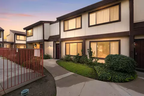 9318 Van Nuys Blvd #25, Panorama City, CA 91402