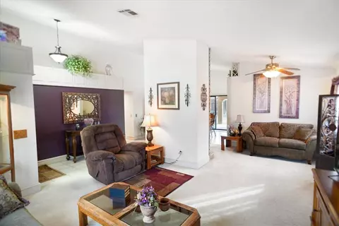 1614 Lingard St E, Lancaster, CA 93535 photo 4