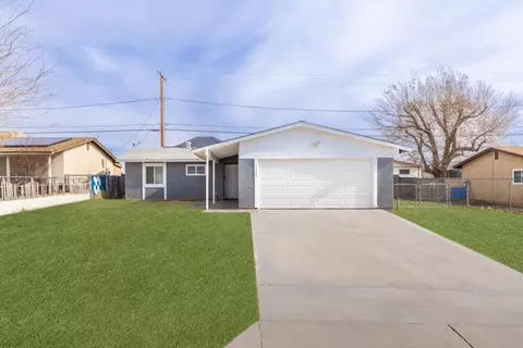 3360 Roxbury, Rosamond, CA 93560