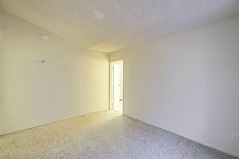 645 Ivesbrook St E, Lancaster, CA 93535 photo 35