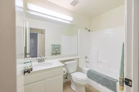 645 Ivesbrook St E, Lancaster, CA 93535 photo 28