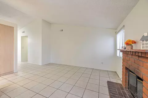 645 Ivesbrook St E, Lancaster, CA 93535 photo 17