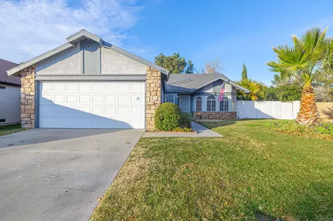645 Ivesbrook St E, Lancaster, CA 93535 photo 11