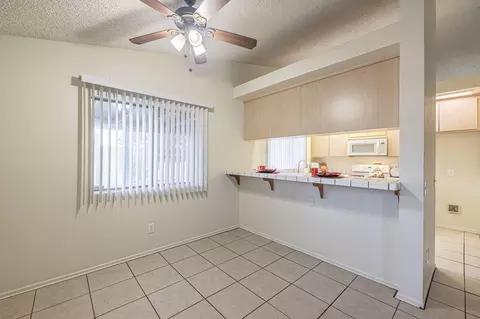 645 Ivesbrook St E, Lancaster, CA 93535 photo 20