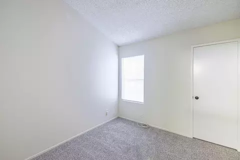 645 Ivesbrook St E, Lancaster, CA 93535 photo 27