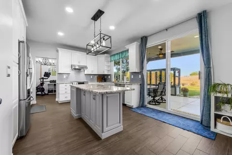7221 Nightingale Ln, Lancaster, CA 93536 photo 22