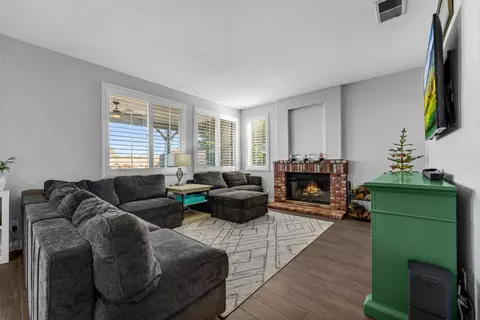 7221 Nightingale Ln, Lancaster, CA 93536 photo 23