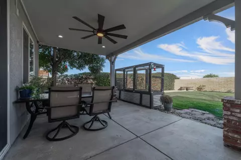 7221 Nightingale Ln, Lancaster, CA 93536 photo 47