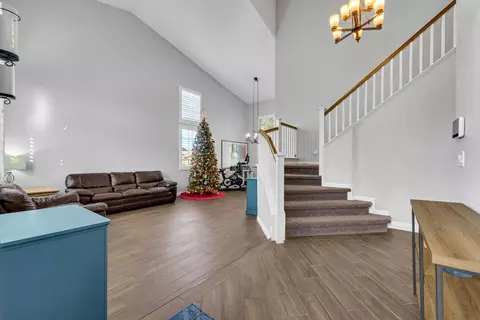 7221 Nightingale Ln, Lancaster, CA 93536 photo 7