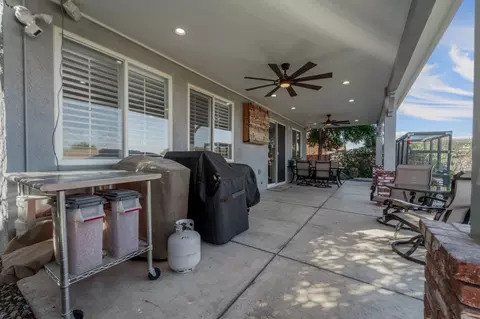 7221 Nightingale Ln, Lancaster, CA 93536 photo 53