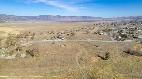 St. Andrews Drive, Tehachapi, CA 93561 photo 4