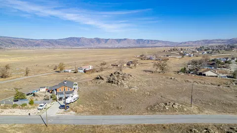 St. Andrews Drive, Tehachapi, CA 93561 photo 4