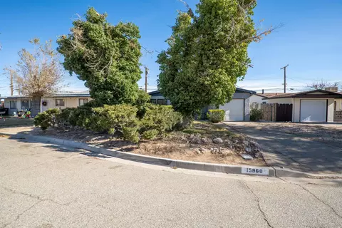 15960 Jean Dr, Mojave, CA 93501 photo 4