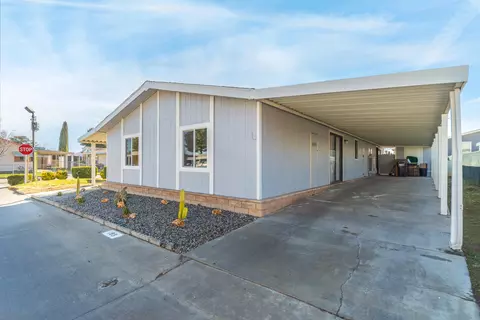 45465 25th St E #SPC 195, Lancaster, CA 93535 photo 2
