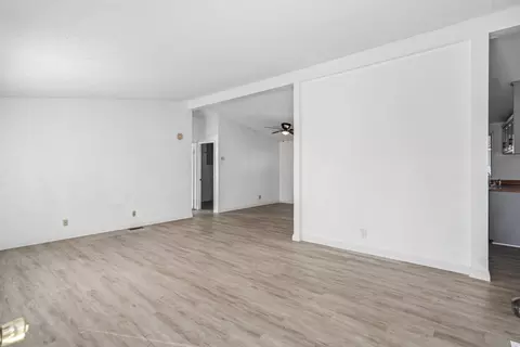 45465 25th St E #SPC 195, Lancaster, CA 93535 photo 4