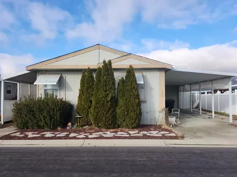 600 S Dennison S #20, Tehachapi, CA 93561