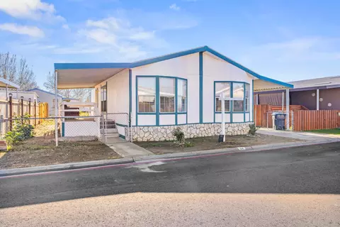 45111 25th St #SPC 94, Lancaster, CA 93535 photo 2