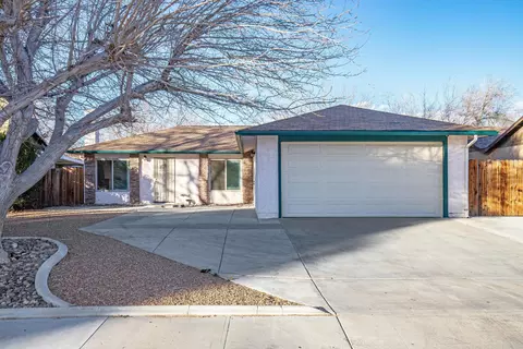 3123 Brentwood Ave, Lancaster, CA 93536