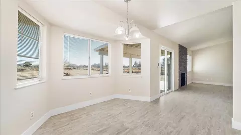 41002 158th St E, Lancaster, CA 93535 photo 11