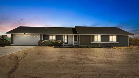 41002 158th St E, Lancaster, CA 93535
