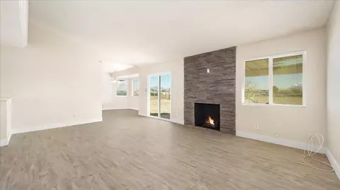 41002 158th St E, Lancaster, CA 93535 photo 6