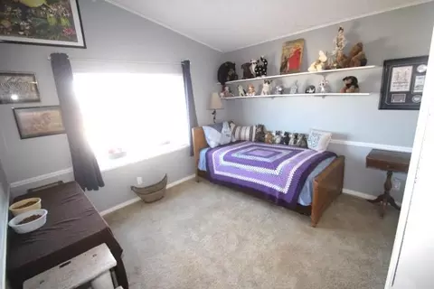 10620 Nelson Dr, California City, CA 93505