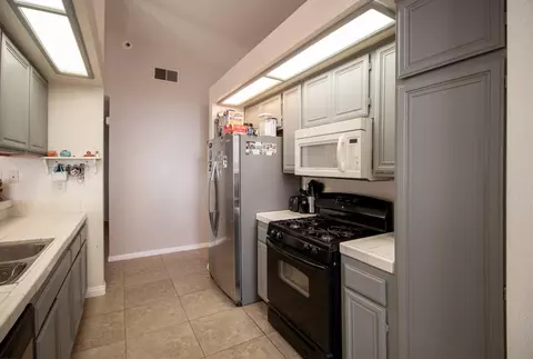 2354 Kettering St E, Lancaster, CA 93535 photo 13