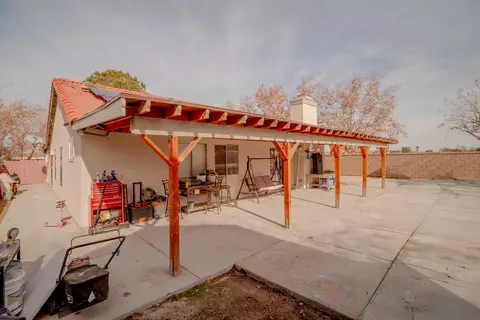 2354 Kettering St E, Lancaster, CA 93535 photo 32