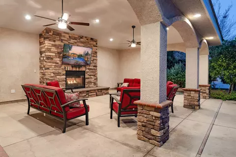 4110 Derby Cir, Quartz Hill, CA 93536 photo 29