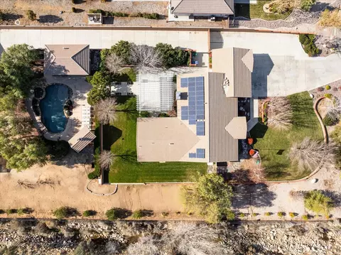4110 Derby Cir, Quartz Hill, CA 93536 photo 3