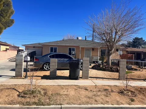 15320 Nadene St, Mojave, CA 93501