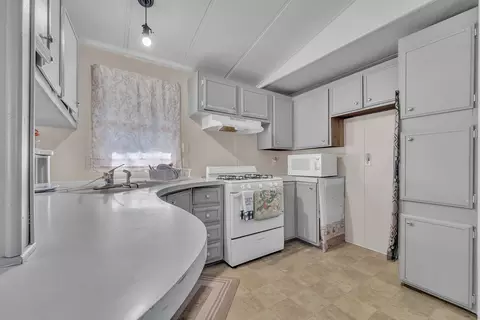 45415 28th St E #55, Lancaster, CA 93535 photo 9