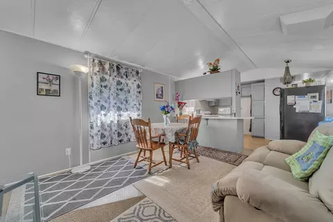 45415 28th St E #55, Lancaster, CA 93535 photo 6