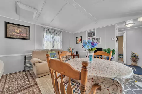 45415 28th St E #55, Lancaster, CA 93535 photo 8