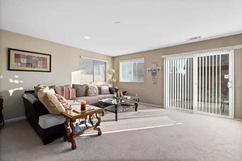 43512 Harbor St, Lancaster, CA 93536 photo 5