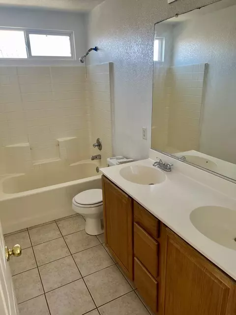 43533 Rucker St, Lancaster, CA 93535 photo 11