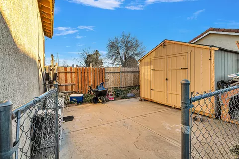 3103 Ave R 4 E, Palmdale, CA 93550 photo 23
