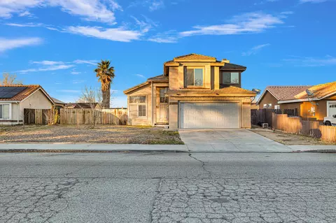 3103 Ave R 4 E, Palmdale, CA 93550